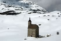 Cols et hospices mythiques des Alpes Cols et hospices mythiques des Alpes