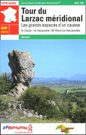 Tour du Larzac méridional : Les grands espaces d'un causse Tour du Larzac méridional : Les grands espaces d'un causse