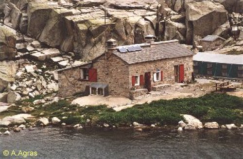 Randonn&eacute;e et trekking : Refuge d'Arr�moulit