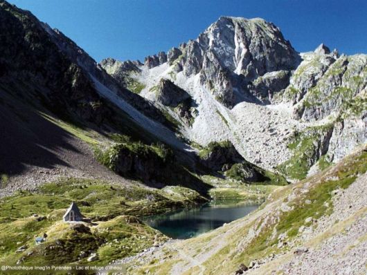 Randonnée et trekking : Lac et refuge d'Ilhéou. Randonnée et trekking : Lac et refuge d'Ilhéou.