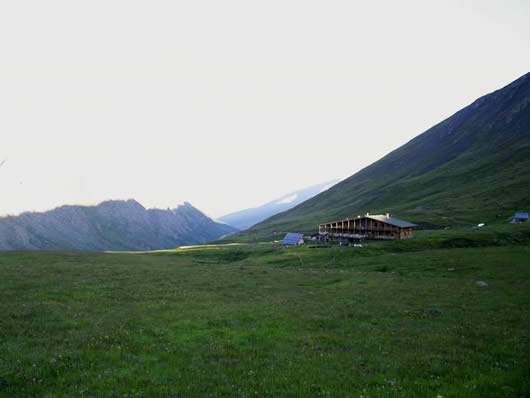 Randonn&eacute;e et trekking : Refuge Agnel (2580 m.)