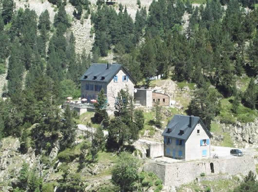 Randonn&eacute;e et trekking : REFUGE lac d' OREDON