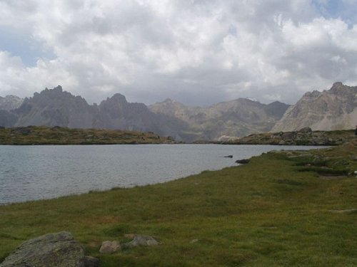 Randonn&eacute;e et trekking : lac LARAMONT