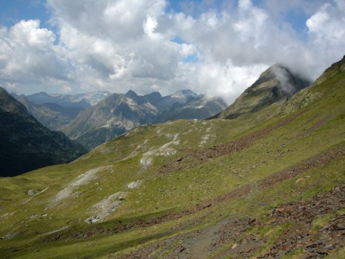 Randonn&eacute;e et trekking : Port de B�nasque vue du versant sud