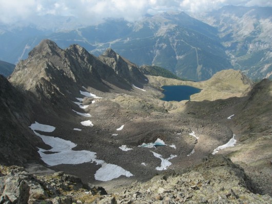 Randonn&eacute;e et trekking : Vue sur le lac Fer depuis le Mont T�nibre