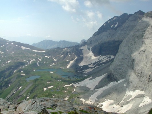Randonn&eacute;e et trekking : Lacs de Barroude vus de la Hourquette de Chermentas