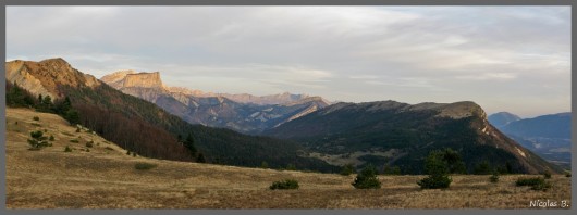 Randonn&eacute;e et trekking : Depuis le col de Men�e