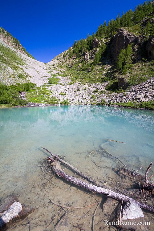 Vue sur le lac de la Douche