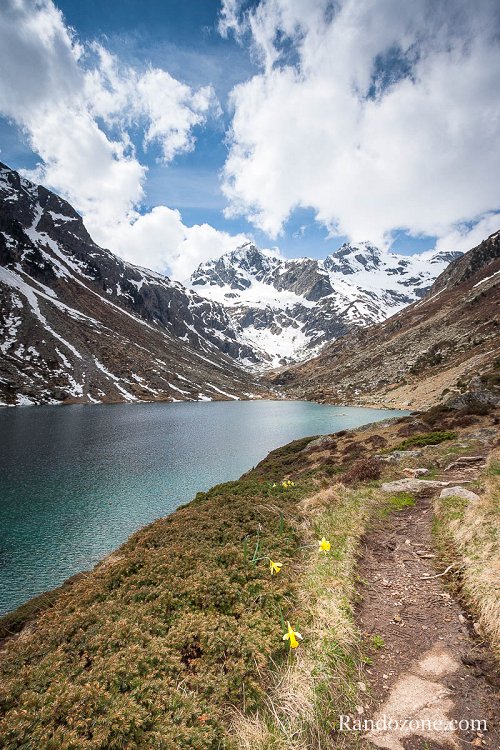 Randonnée au lac d'Estom Randonnée au lac d'Estom