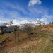 La route qui monte au pont de Saugu�