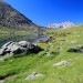 Sentier le long du lac du Serpent dans le Queyras