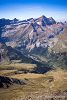 Vue sur le cirque pendant la mont�e au Pim�n�