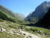 Sentier qui monte au refuge Larribet