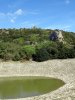 Lavogne et moulin, � c�t� du village de La Couvertoirade, Larzac