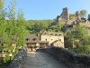 Chateau de Belcastel et pont de pierre 