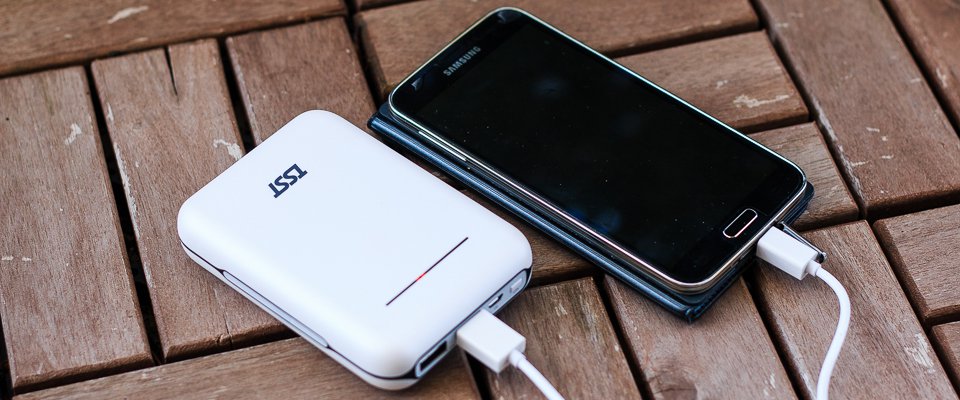 Accessoires pour votre smartphone en randonne