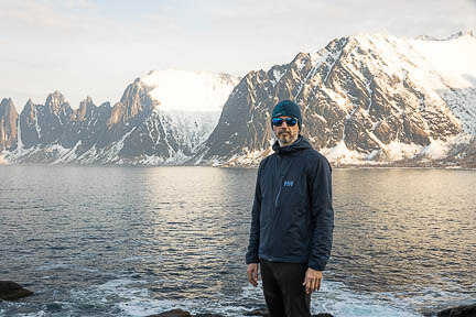 Test et avis Helly Hansen Odin Stretch Hooded Insulator Test : Helly Hansen Odin Stretch Hooded Insulator