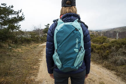 Test et avis Deuter Updays 20, le sac à dos léger idéal pour le ski de randonnée et la randonnée hivernale Test : Deuter Updays 20, le sac à dos léger idéal pour le ski de randonnée et la randonnée hivernale