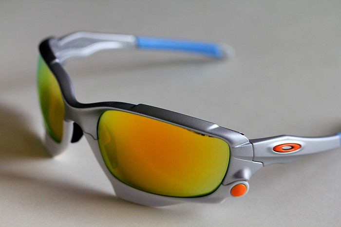 Avis Oakley Jawbone