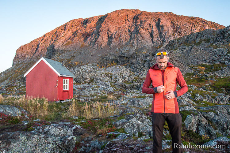 Test de la veste Mammut Foraker In Light Hooded en Laponie