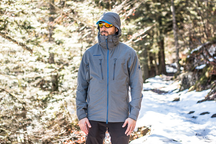 Test de la veste Mammut Trovat Jacket dans les Pyrénées