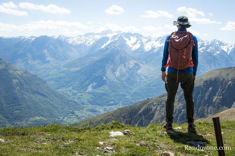 Test Test du pantalon Helly Hansen Hovda Tur face à la vallée de Luz Saint Sauveur