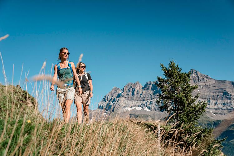 Randonnée, Val d'Illiez ©Valais/Wallis Promotion - David Carlier Randonnée, Val d'Illiez ©Valais/Wallis Promotion - David Carlier