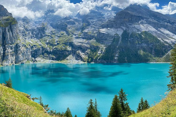 Oeschinensee, Suisse, kandersteg. Oeschinensee, Suisse, kandersteg.