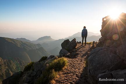 Actualit&eacute; : Cette �le tr�s fr�quent�e par les touristes fran�ais instaure un acc�s payant � ses sentiers pour prot�ger ses paysages embl�matiques