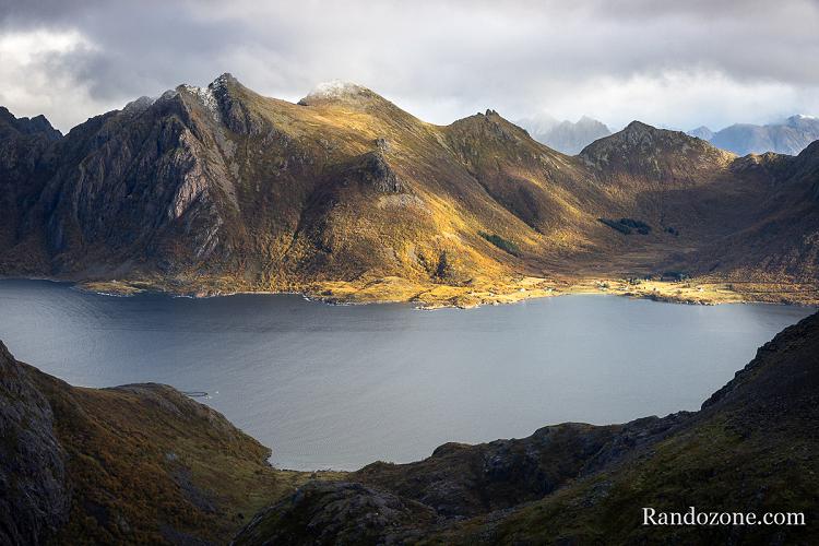 Vue sur le fjord Malnesfjorden