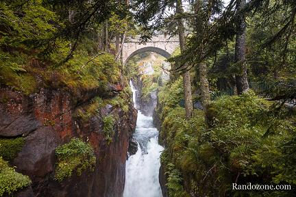 Randonnées de rêve dans les Hautes-Pyrénées : Quelle est cette ville stratégique pour découvrir des itinéraires fabuleux ? Actualité : Randonnées de rêve dans les Hautes-Pyrénées : Quelle est cette ville stratégique pour découvrir des itinéraires fabuleux ?