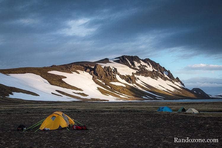 Bivouac sur le trek du Laugavegur en Islande