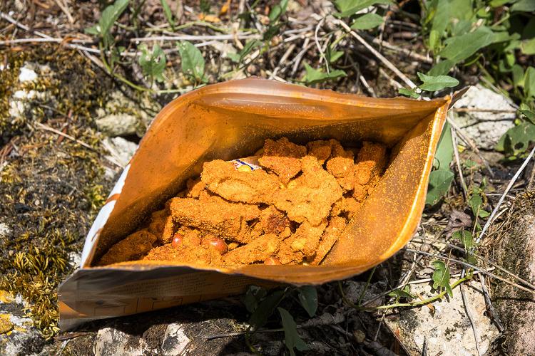 Test du plat lyophilisé Sly Chili : intérieur du sachet à l'ouverture