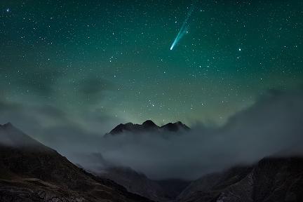 Actualité : Quand la comte de Lemmon illumine le Vignemale : le clich rare de Maxime Daviron