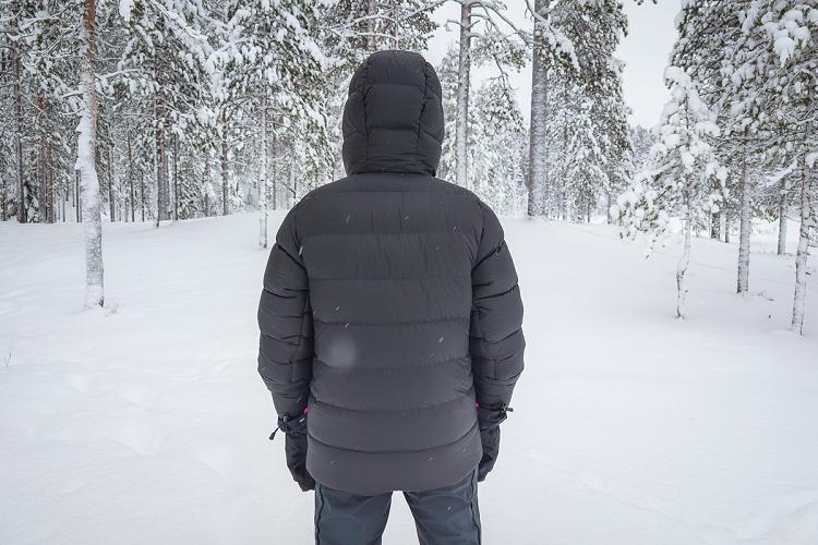 Test de la doudoune Helly Hansen Odin Polar Down en Finlande