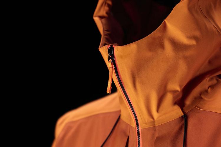 Arc'teryx System 0 : veste hardshell Sperro SV Arc'teryx System 0 : veste hardshell Sperro SV