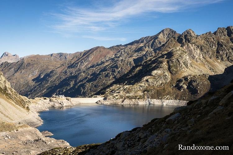 Lac d'Artouste et son barrage Lac d'Artouste et son barrage