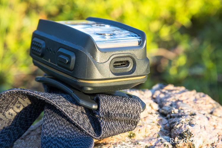 Black Diamond Storm+ Headlamp : la prise USB C Black Diamond Storm+ Headlamp : la prise USB C