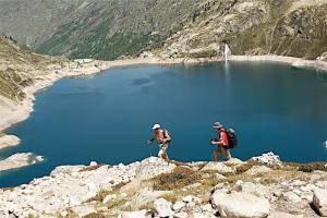 Le refuge d'Arrmoulit depuis Soques