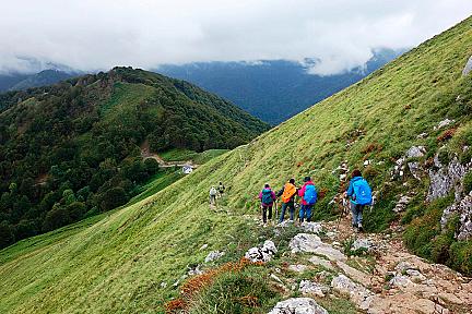 Découvrez les cabanes et crêtes du Layens : une randonnée sauvage en vallée d'Aspe Actualité : Découvrez les cabanes et crêtes du Layens : une randonnée sauvage en vallée d'Aspe