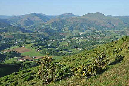 Bidegaraia : un circuit entre patrimoine, flore et vues sur les Pyrénées Actualité : Bidegaraia : un circuit entre patrimoine, flore et vues sur les Pyrénées
