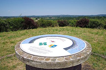 Actualité : Un circuit facile et ombrag autour dUstaritz  la dcouverte de la Croix des Anglais