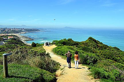 Le sentier du littoral de Bidart à Saint-Jean-de-Luz Actualité : Le sentier du littoral de Bidart à Saint-Jean-de-Luz