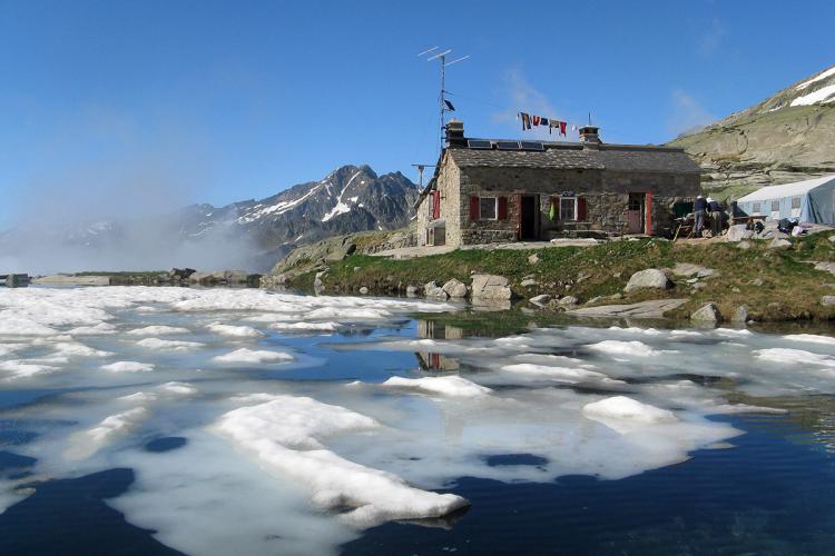 Refuge d'Arrémoulit depuis la cabane du Caillou de Soques