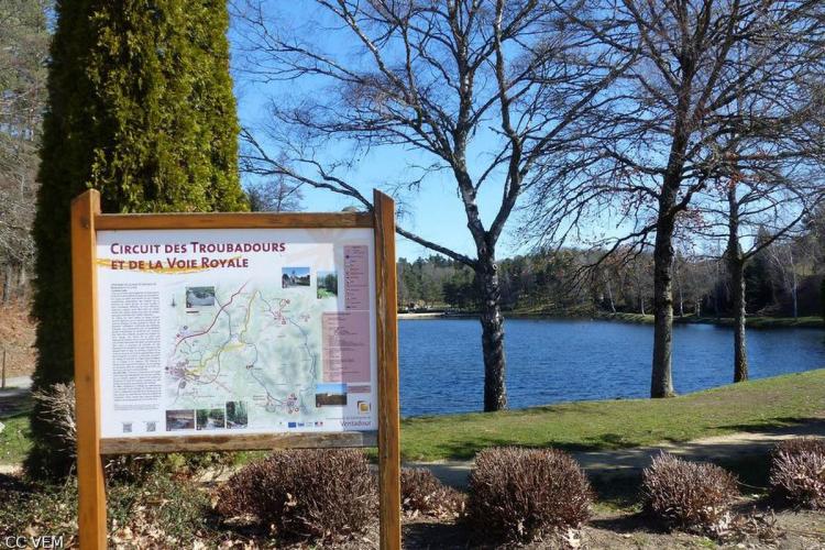 Du lac du Deiro à las Vergnas