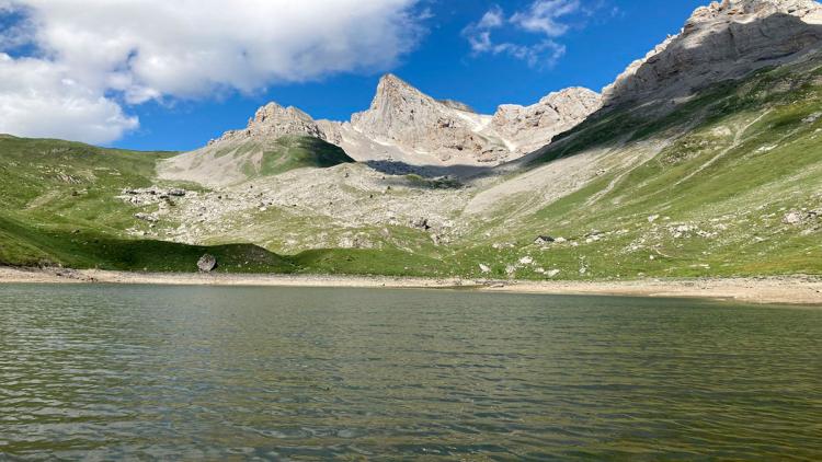 N°51 Cabane et Lac de Lhurs
