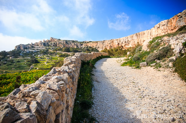 Randonnées à Malte le long des falaises de Dingli et Fawwara