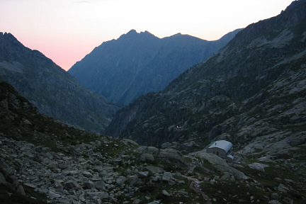 Petit matin au dessus du Larribet