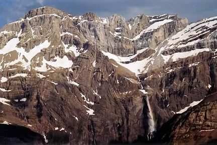 Cascade de Gavarnie depuis le pic de la Pahule