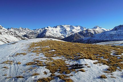 Randonnée en raquettes dans les Pyrénées, vers le Pourteillou